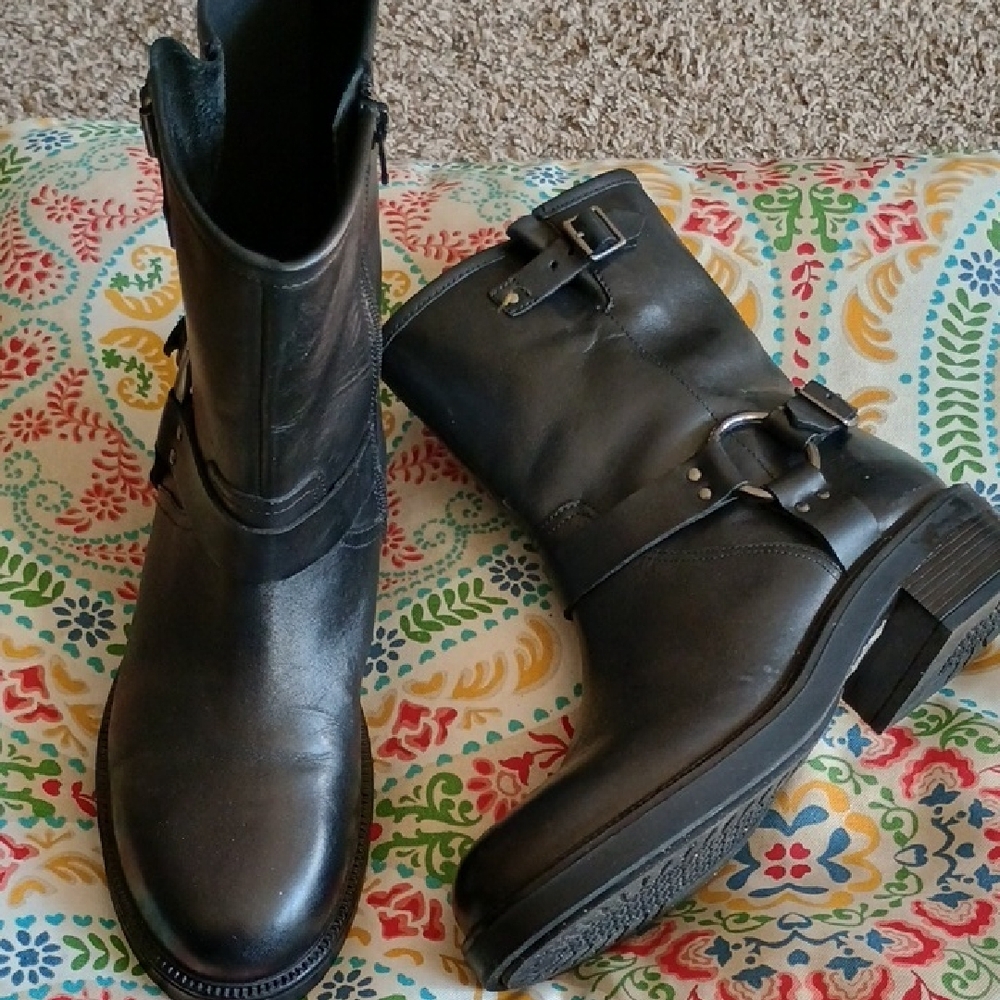 Black Leather Boots
